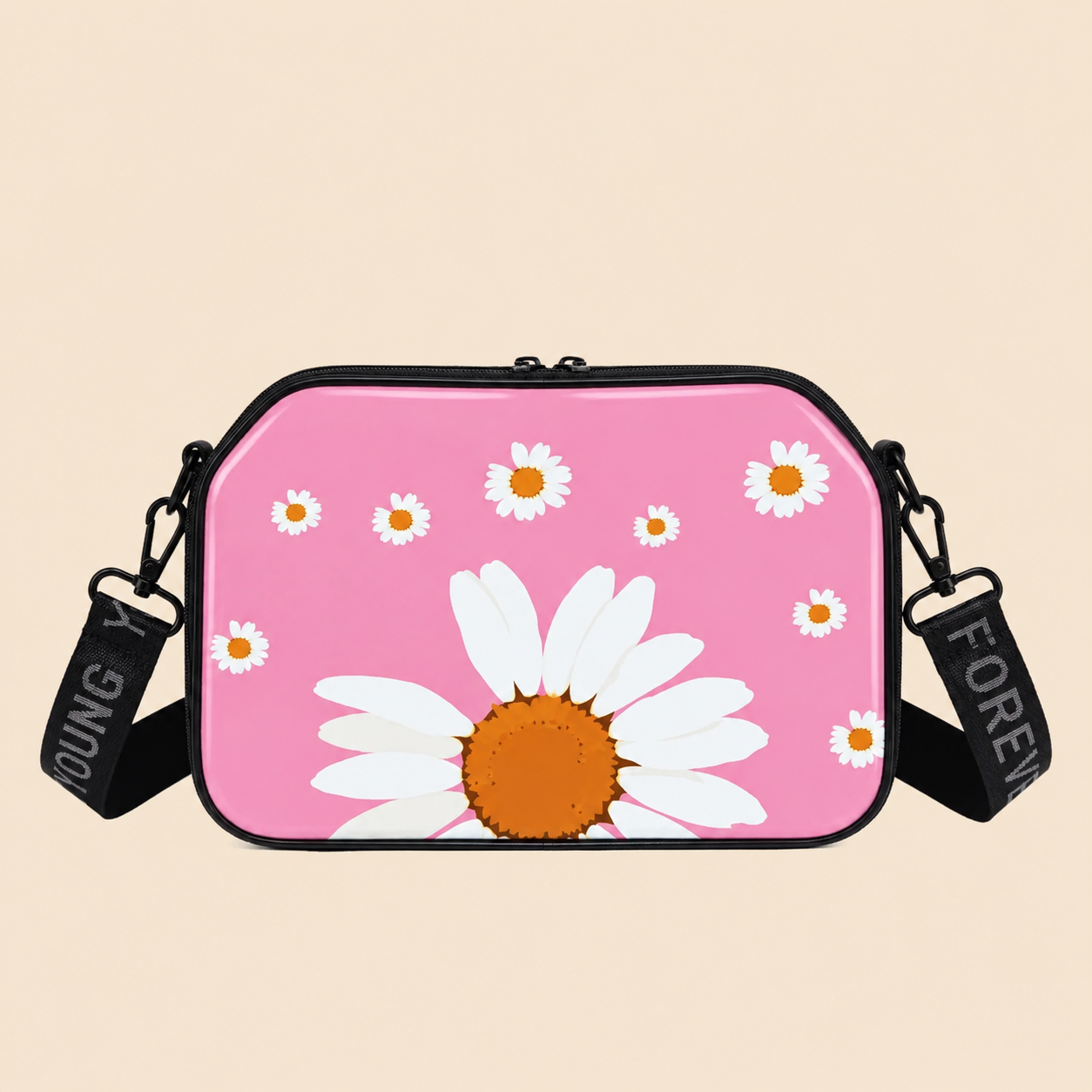 Pink lunch bag with daisy pattern on a beige background