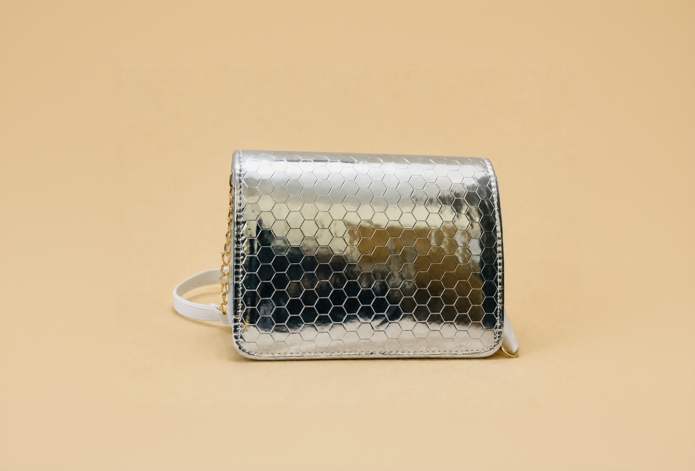 Elegant Croc-Texture Bow Handbag