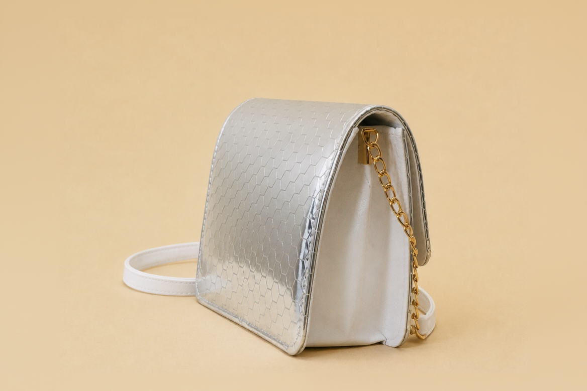 Elegant Croc-Texture Bow Handbag